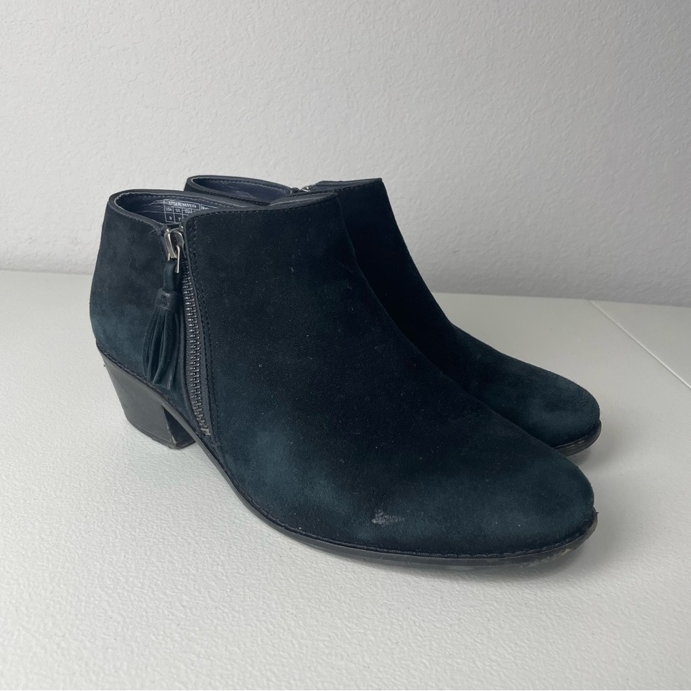 Vionic Black Suede Upper Side Zip Serena Ankle Boots Booties Size 9 Wide